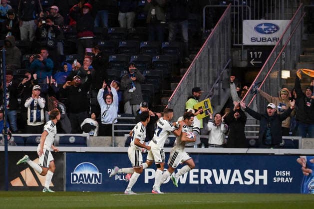Philadelphia Union v Orlando City Milan Iloski 10 of the Philadelphia Union celebrates with teammates after scoring a penalty during the Major League Soccer 2026 match between Philadelphia Union and Orlando City at Subaru Park in Chester, Pennsylvania, on September 26, 2026. Philadelphia United States  Copyright: xJackxMegawx originalFilename:megaw-philadel260926_npjnK.jpg