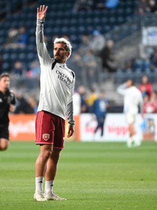 Philadelphia Union v Orlando City Antoine Griezmann, number 7 of Orlando City SC, waves during warm-ups before the Major League Soccer 2026 match between Philadelphia Union and Orlando City at Subaru Park in Chester, Pennsylvania, on September 26, 2026. Philadelphia United States  Copyright: xJackxMegawx originalFilename:megaw-philadel260926_npRiN.jpg