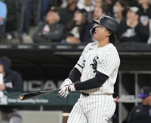 Baseball: Rockies vs. White Sox Chicago White Sox first baseman Munetaka Murakami flies out in the seventh inning of a baseball game against the Colorado Rockies at Rate Field in Chicago on Sept. 26, 2026.  A14AA0005628889P