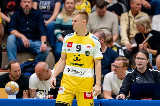 Krefeld, September 26, 2026, Handball, Men s, 3rd Division, Southwest, Matchday 6, 2026–2027 HSG Krefeld Niederrhein vs. Bergische Panther Justin Wollny HSG Krefeld Niederrhein, 9 during the game
