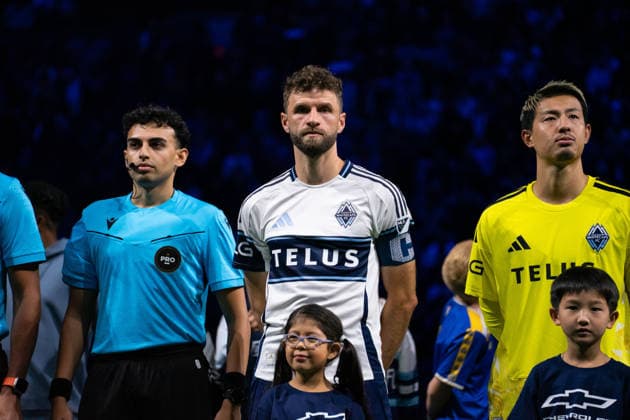VANCOUVER, CANADA - SEPTEMBER 26: Thomas Muller of Vancouver Whitecaps FC stands during national anthems before the Major League Soccer match between Vancouver Whitecaps FC and DC United at BC Place Stadium on September 26, 2026 in Vancouver, British Columbia, Canada. Copyright: xAmyxElle SPPx Sportspressphoto_SPR240920