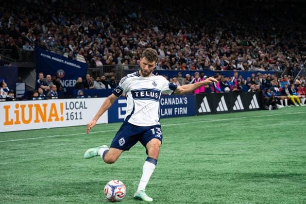 VANCOUVER, CANADA - SEPTEMBER 26: Thomas Muller of Vancouver Whitecaps FC kicks the ball during the Major League Soccer match between Vancouver Whitecaps FC and DC United at BC Place Stadium on September 26, 2026 in Vancouver, British Columbia, Canada. Copyright: xAmyxElle SPPx Sportspressphoto_SPR240962