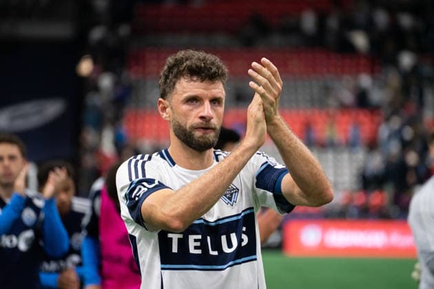 VANCOUVER, CANADA - SEPTEMBER 26: Thomas Muller of Vancouver Whitecaps FC claps and acknowledges fan supporters after the Major League Soccer match between Vancouver Whitecaps FC and DC United at BC Place Stadium on September 26, 2026 in Vancouver, British Columbia, Canada. Copyright: xAmyxElle SPPx Sportspressphoto_SPR240966