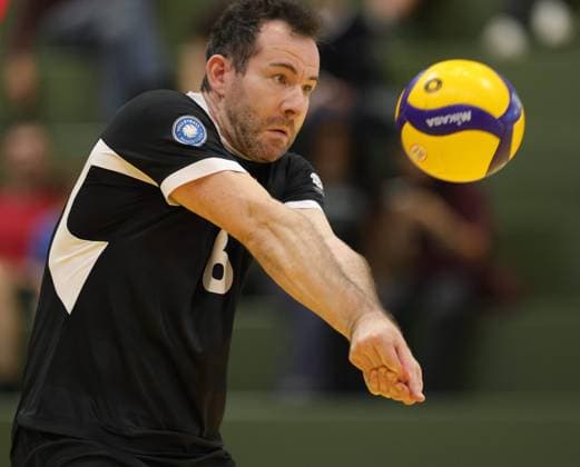 Germany, Kriftel, September 26, 2026; Volleyball; Hesse; 2nd Bundesliga Men s South 2026–2027; TuS Kriftel (red) vs. Keiler Volleys Stuttgart (black); Final score: 3–2; from left: Felix Blume, TuS Kriftel No. 6; Sport TuS Kriftel Keiler Volleys Stuttgart