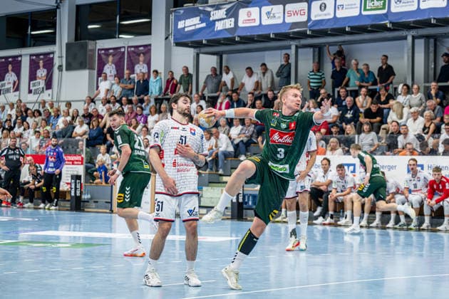 2 Handball Bundesliga: TV Hüttenberg vs. GWD Minden, September 26, 2026; Daniel Astrup Pedersen (GWD Minden), 3; Hendrik Schreiber (TV Hüttenberg), 51; 2 Handball Bundesliga: TV Hüttenberg vs. GWD Minden, Hüttenberg, September 26, 2026 Copyright: xBEAUTIFULxSPORTS Roeczeyx