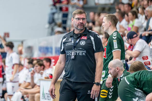 2nd Handball Bundesliga TV: Hüttenberg vs. GWD Minden, September 26, 2026; Aaron Ziercke, GWD Minden; 2nd Handball Bundesliga TV: Hüttenberg vs. GWD Minden; Hüttenberg, September 26, 2026 Copyright: xBEAUTIFULxSPORTS Roeczeyx