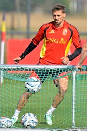 Belgium v France - UEFA Nations League 2026 Media Activities 27 09 2026 TUBEKE, BELGIUM - SEPTEMBER 27 : Castagne Timothy defender of Belgium during a training session ahead of the UEFA Nations League tournament league phase matchday 2 group A1 match between Belgium and France on September 27, 2026 in Tubeke, Belgium, 27 09 2026 Tubeke Belgium  Copyright: xSesx