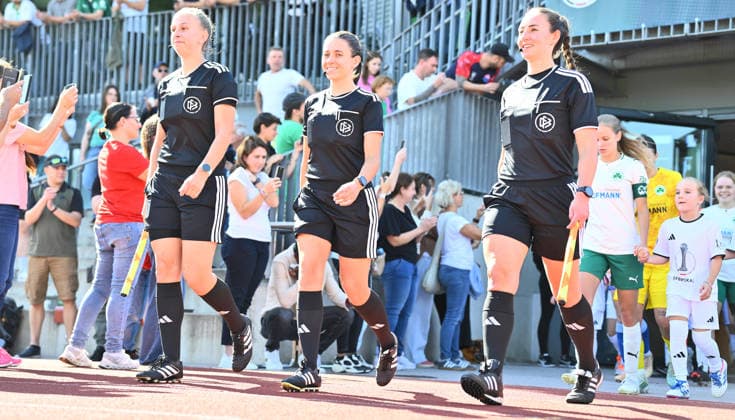 September 27, 2026 Soccer Season 2026–2027 DFB Cup Women’s Club Cup First Round SpVgg Greuther Fürth Kleeblatt vs. TSG 1899 Hoffenheim Sports photo by Zink xwoxzix; regulations prohibit any use of photographs as image sequences and or quasi-video. Marie Theres Mühlbauer, the referee, leads the team onto the field