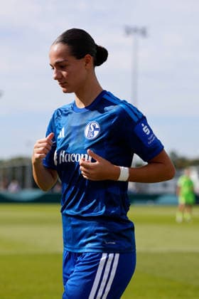 Soccer I Women s I 2026–2027 Season I DFB Cup I FC Schalke 04 vs. SGS Essen I September 27, 2026 Dana Salic 8, FC Schalke 04, cutout, close-up, portrait, single photo, single image, body, Gelsenkirchen, Parkstadion, North Rhine-Westphalia, Germany Copyright: xLobeca CedricxSiefkerx