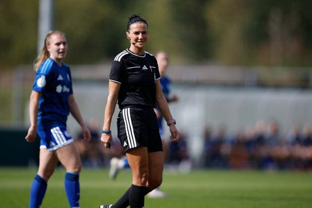 Soccer I Women s I 2026–2027 Season I DFB Cup I FC Schalke 04 vs. SGS Essen I September 27, 2026 Nadine Westerhoff, Referee – Cutout, Close-up, Portrait, Single photo, single image, body Gelsenkirchen Parkstadion North Rhine-Westphalia Germany Copyright: xLobeca CedricxSiefkerx
