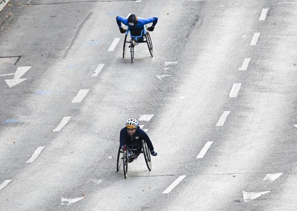 2026 Berlin Marathon BERLIN, GERMANY - SEPTEMBER 27: Athletes, including wheelchair and handbike competitors, race through the city during the 2026 Berlin Marathon, where thousands of runners from around the world competed over a 42.195-kilometer course passing iconic landmarks in Berlin, Germany on September 27, 2026. Halil Sagirkaya Anadolu Berlin Germany. Editorial use only. Please get in touch for any other usage.  Copyright: x2026xAnadoluxHalilxSagirkayax