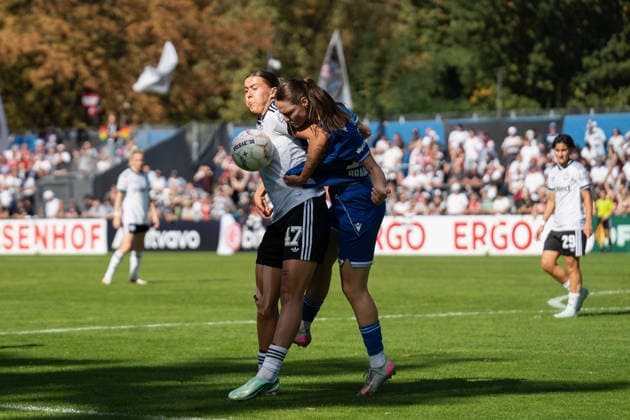 September 27, 2026, xjyhynx, Women s DFB Cup First Round, Karlsruher SC vs. Eintracht Frankfurt, from left: Larissa Mühlhaus 47, Eintracht Frankfurt in a tackle with Ann Sophie Braun 16, Karlsruher SC, Karlsruhe