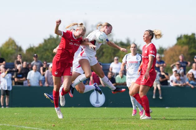 DFB Women s Cup: SC Sand vs. VfL Wolfsburg, September 27, 2026. Heading duel between Camilla Küver (VfL Wolfsburg, 16) and Milena Fischer (SC Sand, 6). DFB Women s Cup: SC Sand vs. VfL Wolfsburg, Adams Arena, September 27, 2026 DFB and DFL regulations prohibit any use of photographs as image sequences and or quasi-video Copyright: xBEAUTIFULxSPORTS Boscox