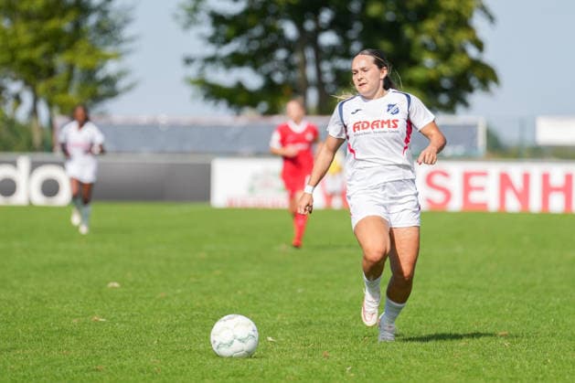 DFB Women s Cup: SC Sand vs. VfL Wolfsburg, September 27, 2026 Pija Reininger, SC Sand, No. 9 on the ball DFB Women s Cup: SC Sand vs. VfL Wolfsburg, Adams Arena, September 27, 2026 DFB DFL regulations prohibit any use of photographs as image sequences and or quasi-video Copyright: xBEAUTIFULxSPORTS Boscox