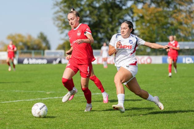 DFB Women s Cup: SC Sand vs. VfL Wolfsburg, September 27, 2026. Head-to-head matchup between Sophia Kleinherne (VfL Wolfsburg, No. 4) and Pija Reininger (SC Sand, No. 9). DFB Women s Cup: SC Sand vs. VfL Wolfsburg, Adams Arena, September 27, 2026 DFB and DFL regulations prohibit any use of photographs as image sequences and or quasi-video Copyright: xBEAUTIFULxSPORTS Boscox