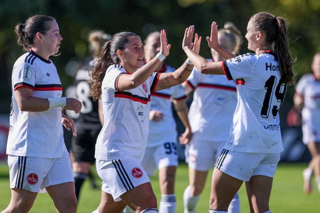 From left: Jonna Brengel (1 FC Nürnberg, 10), goal scorer Mafalda Barboz (1 FC Nürnberg, 77), and Sanja Homann (1 FC Nürnberg, 19) celebrating the goal, celebration, celebrating, celebrating, optimistic, game scene, highlight, joy over the goal making the score 0–7, DFB REGULATIONS PROHIBIT ANY USE OF PHOTOGRAPHS AS IMAGE SEQUENCES AND OR VIDEO-LIKE PHOTO SERIESAND OR QUASI-VIDEO SEQUENCES, September 27, 2026, Bremen, Germany, soccer, DFB Women’s Cup, ATS Colorful Goal 1 FC Nuremberg xobx