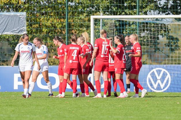 DFB Women s Cup: SC Sand vs. VfL Wolfsburg, September 27, 2026—Celebration of the 0–2 goal by Svenja Huth (VfL Wolfsburg), 10 DFB Women s Cup: SC Sand vs. VfL Wolfsburg, Adams Arena, September 27, 2026 DFB and DFL regulations prohibit any use of photographs as image sequences and or quasi-video Copyright: xBEAUTIFULxSPORTS Boscox