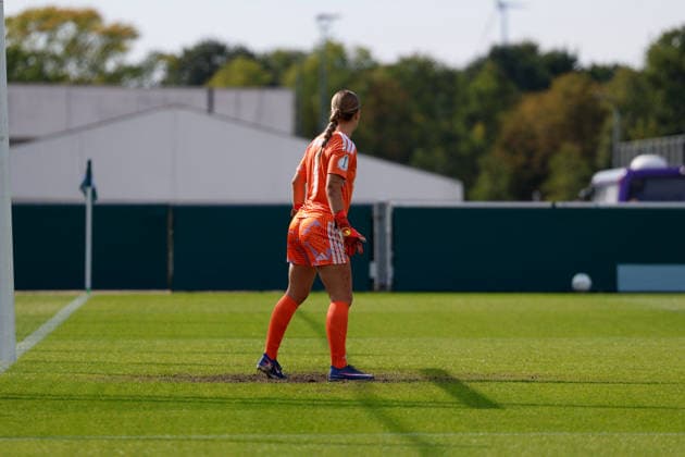 Soccer I Women s Soccer I 2026–2027 Season I DFB Cup I FC Schalke 04 vs. SGS Essen I September 27, 2026 Julia Matuszek 1, FC Schalke 04, cutout, close-up, portrait, single photo, single image, body, Gelsenkirchen, Parkstadion, North Rhine-Westphalia, Germany Copyright: xLobeca CedricxSiefkerx