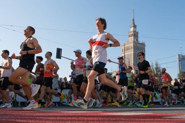 September 27, 2026, Warsaw, Masovian Voivodeship, Poland: Athletes run on Warsaw s streets during the 48th Warsaw Marathon. The race has been awarded the World Athletics Elite Label for the first time in its history and is part of the European Marathon Classics (EMC) series of races. Warsaw Poland - ZUMAk204 20260927_zip_k204_005 Copyright: xRomanxKozielx