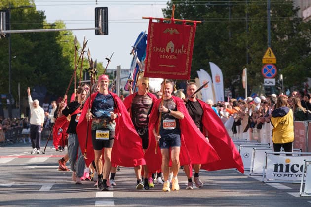 September 27, 2026, Warsaw, Masovian Voivodeship, Poland: Runners of the Spartans for Children Foundation approaching the finish line of the Nice To Fit You Warsaw 10k Run as part of the 48th Warsaw Marathon. The race has been awarded the World Athletics Elite Label for the first time in its history and is part of the European Marathon Classics (EMC) series of races. Warsaw Marathon 2026  - ZUMAk204 20260927_zip_k204_053 Copyright: xRomanxKozielx