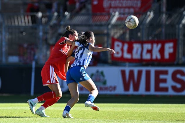 Soccer Women s 2026–2027 Season DFB Cup 1 FC Magdeburg vs. 1 FC Union Berlin September 27, 2026 Tackle between Amber Tysiak (26), 1 FC Union Berlin, and Akane Miyoshi (27), 1 FC Magdeburg, Magdeburg, Avnet Arena, Heinz Krügel Platz 1, Saxony-Anhalt, Germany Copyright: xLobeca InesxHähnelx