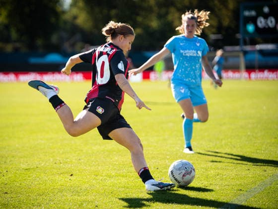DFB Cup: FC Viktoria Berlin vs. Bayer 04 Leverkusen Berlin, September 27, 2026 DFB Women s Cup: Estrella MERINO GONZALEZ of Bayer 04 Leverkusen, number 10, during the match between FC Viktoria Berlin and Bayer 04 Leverkusen at Lichterfelde Stadium on September 27, 2026, in Berlin, Germany Copyright: xBEAUTIFULxSPORTS Kuehnx