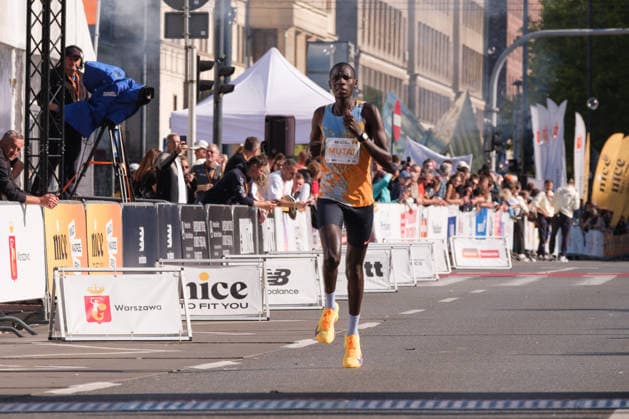 September 27, 2026, Warsaw, Masovian Voivodeship, Poland: EZEKIEL MUTAI of Uganda approaching the finish line of the 48th Warsaw Marathon. The race has been awarded the World Athletics Elite Label for the first time in its history and is part of the European Marathon Classics (EMC) series of races. Warsaw Poland - ZUMAk204 20260927_zip_k204_041 Copyright: xRomanxKozielx