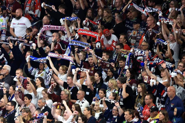 September 27, 2026, GER, DEU, Germany, Eisbären Berlin Fan Section, Fans, Flags, nordphoto GmbH, Engler, Berlin, Uber Arena, Berlin, Germany Copyright: xNordphotox xEnglerx