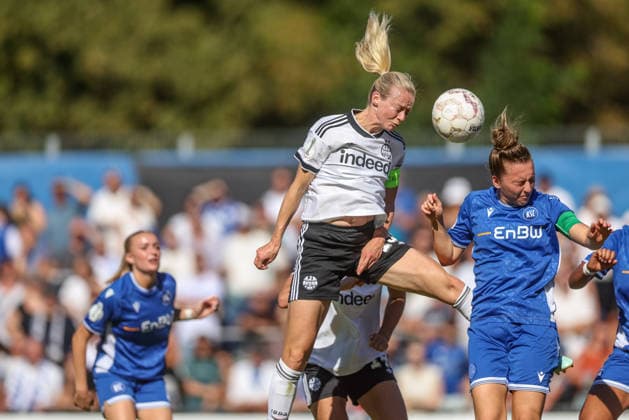 GER, Karlsruhe, Karlsruher SC vs. Eintracht Frankfurt, SC, DFB Women s Cup, Soccer, DFB, 2026–2027 Season, Badenia Stadium, Round 1 in pictures: from left, Amanda Ilestedt (Eintracht Frankfurt Women, 13), Selina Häfele (Karlsruhe), scoring chance. DFB and DFL regulations prohibit any use of photographs as image sequences and or quasi-video. September 27, 2026 Copyright: HMBxMedia HendrikxHamelau