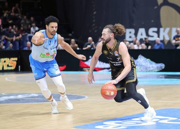 Dominic Lockhart, Rostock Seawolves; Devin Askew, Basketball Löwen Braunschweig; Men s Basketball, 2026–2027 Season; easyCredit Basketball Bundesliga; Basketball Löwen Braunschweig vs. Rostock Seawolves