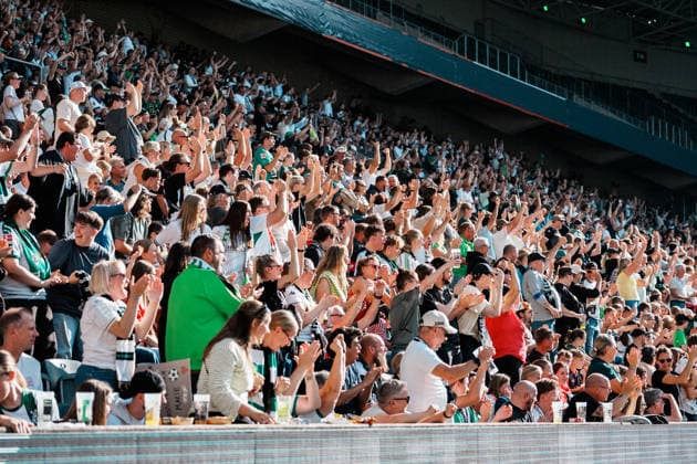 Germany, Soccer: 2026–2027 DFB Women s Cup, First Round: Borussia Mönchengladbach vs. FC Bayern Munich at Borussia Park, Luca Graf (Borussia Mönchengladbach), 13th minute: header makes it 1–0, underdog, shot, celebration, goal, lead, score, joy, celebrating, emotions, fans Copyright: xThiemoxRudolphx
