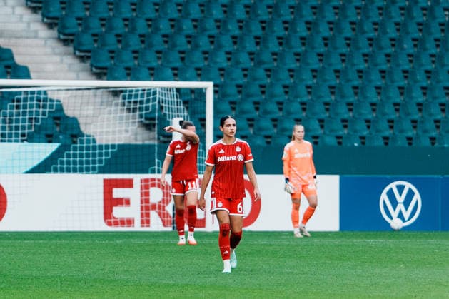 Germany, Soccer: 2026–2027 DFB Women s Cup, First Round: Borussia Mönchengladbach vs. FC Bayern Munich; ista Borussia Park: Emotions, Focus, Disappointment for Kassandra Potsi of Bayern Munich; 6 goals after falling behind; Favorites Copyright: xThiemoxRudolphx