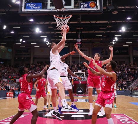 Telekom Baskets Bonn vs. SYNTAINICS MBC, Matchday 3 of the 2026–27 Season