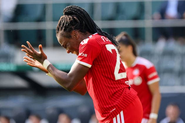 Mönchengladbach, Germany, September 27, 2026, DFB Women s Cup: Borussia Mönchengladbach Women vs. FC Bayern Women. Pictured: Edna Image. FCB player throws her hands up in frustration. Copyright: HMBxMedia MadeleinexFantini
