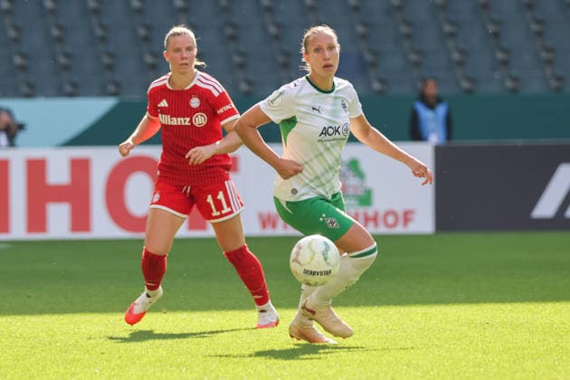 Mönchengladbach, Germany, September 27, 2026 DFB Women s Cup: Borussia Mönchengladbach Women vs. FC Bayern Women Pictured, from left: Vanessa Gilles (FCB) and Yvonne Zielinski (Borussia Mönchengladbach) Copyright: HMBxMedia MadeleinexFantini