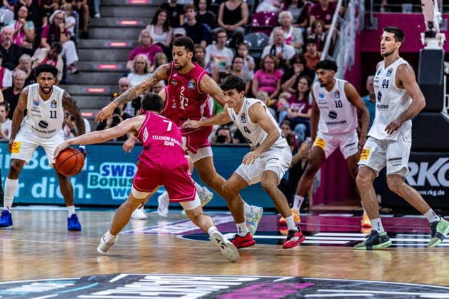 Telekom Baskets Bonn vs. SYNTAINICS MBC, Basketball, easy Credit BBL, Matchday 3, 2026–2027, September 27, 2026 Telekom Baskets Bonn vs. SYNTAINICS MBC, Basketball, easyCredit BBL, Matchday 3, 2026–2027, September 27, 2026, Bonn Copyright: xEibner-Pressefoto GerhardxWingenx EP_GWR