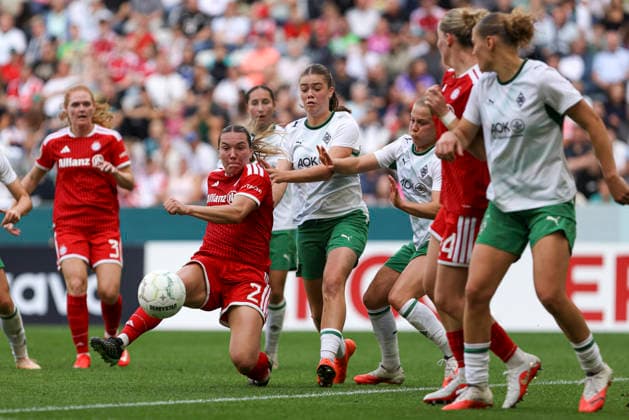 Vanessa Gilles of FC Bayern Munich scores the goal to tie the game at 1–1 during the DFB Women s Cup match between Borussia Mönchengladbach and FC Bayern Munich at ista Borussia Park on September 27, 2026, in Mönchengladbach, Germany. Photo by Oliver Kaelke, DeFodi Images. Vanessa Gilles of FC Bayern Munich scores her team’s first goal during the DFB Women’s Cup match between Borussia Mönchengladbach and FC Bayern Munich at ista Borussia Park on September 27, 2026 in Mönchengladbach, Germany. Photo by Oliver Kaelke, DeFodi Images. DFB and DFL regulations prohibit any use of photographs as image sequences and or quasi-video. Photo by Oliver Kaelke, DeFodi Images.