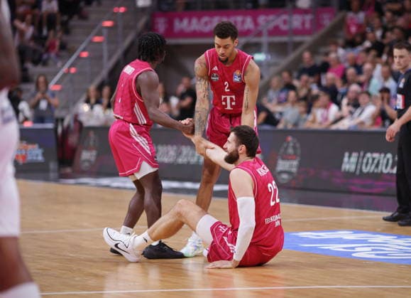 At Grayson Murphy Telekom Baskets Bonn vs. SYNTAINICS MBC, Matchday 3 of the 2026–27 Season