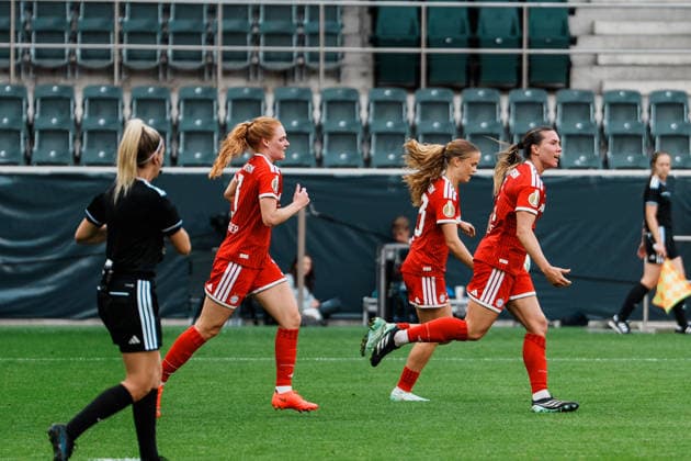 Germany, Soccer: 2026–2027 DFB Women s Cup, 1st Round: Borussia Mönchengladbach vs. FC Bayern Munich at Borussia Park—1–1 tie after Vanessa Gilles scores for Bayern Munich off a corner kick; cheers, goal, joy, celebration, fun, emotions Copyright: xThiemoxRudolphx