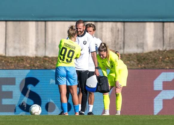 Soccer, Women, 2026–2027 Season, DFB Cup First Round, FC Viktoria 89 Berlin vs. Bayer Leverkusen; from left: Sarah Stöckmann of FC Viktoria 1889 Berlin took the field wearing goalkeeper Michele Tschudin’s jersey, FC Viktoria 1889 Berlin, because goalkeeper Michele Tschudin of FC Viktoria 1889 Berlin was sidelined due to injury, September 27, 2026, Copyright: xMatthiasxKochx