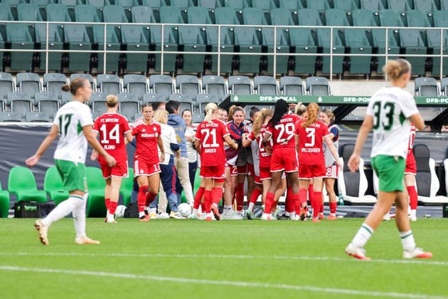September 27, 2026, xgrfx, Women s DFB Cup First Round, Borussia Mönchengladbach vs. FC Bayern Munich, Goal: Vanessa Gilles (1-2) FC Bayern Munich vs. Mönchengladbach