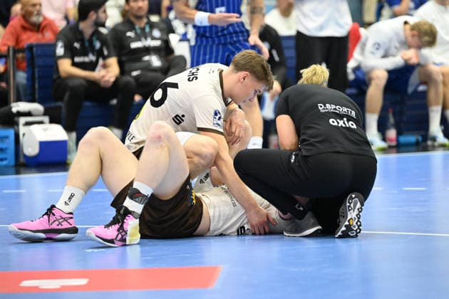 September 27, 2026, GER, Handball, Men s, Opel HBL, 2026–2027 Season, Matchday 6, VfL Gummersbach vs. Bergischer HC Johannes Wasielewski BHC 77, is injured; pain; injury; DFB and DFL regulations prohibit any use of photographs as image sequences and or quasi-video; Gummersbach, SCHWALBE Arena, NRW, Germany Copyright: xNordphoto Meuterx