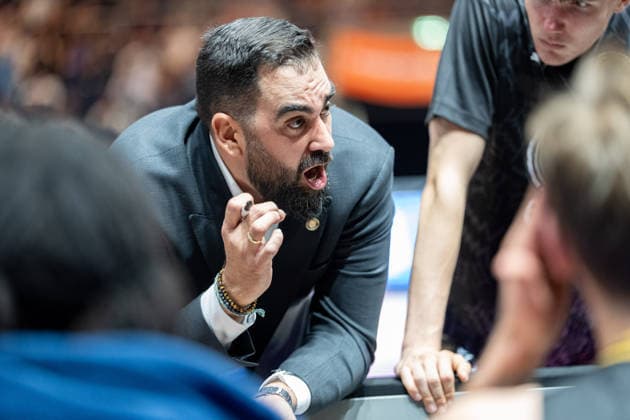 Ramon Diaz, Head Coach of the Loewen Braunschweig (GER) basketball team; Loewen Braunschweig vs. Rostock Seawolves, Basketball, easyCredit BBL, Week 3, 2026–27 season, September 27, 2026 GER, Basketball: Loewen Braunschweig vs. Rostock Seawolves, Basketball, easyCredit BBL, Week 3, 2026–27 Season, September 27, 2026 Braunschweig Copyright: xEibner-Pressefoto DanielxREINELTx EP_DRT