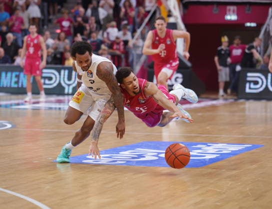 Live: Alijah Comithier, Telekom Baskets Bonn vs. SYNTAINICS MBC, Matchday 3 of the 2026–27 Season