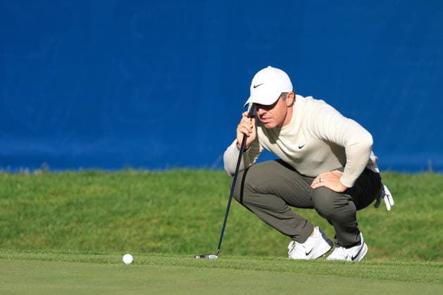 RECORD DATE NOT STATED 20th September 2026; Wentworth Golf Club, Virginia Water, Surrey, England; DP World Tour Golf, BMW PGA, Golf Herren Championship, Final Day; Rory McIlroy of Northern Ireland lines up his putt on the 18th hole JeremyxGowers-Cromie