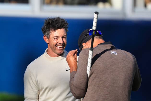 RECORD DATE NOT STATED 20th September 2026; Wentworth Golf Club, Virginia Water, Surrey, England; DP World Tour Golf, BMW PGA, Golf Herren Championship, Final Day; Rory McIlroy of Northern Ireland and Adam Scott of Australia share a joke and congratulate each other at the end of the round on the 18th hole JeremyxGowers-Cromie