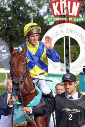 September 27, 2026, Cologne, North Rhine-Westphalia, GER Goliath with Christophe Soumillon after winning the 64th Prix de l Europe at the Cologne Weidenpesch Racetrack Horse, jockey, Goliath, Soumillon, victory 260927S893KOELN JPG