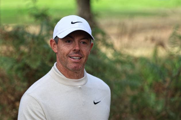 RECORD DATE NOT STATED 20th September 2026; Wentworth Golf Club, Virginia Water, Surrey, England; DP World Tour Golf, BMW PGA, Golf Herren Championship, Final Day; Rory McIlroy of Northern Ireland smiles as he walks to the 5th tee JeremyxGowers-Cromie