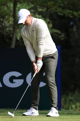 RECORD DATE NOT STATED 20th September 2026; Wentworth Golf Club, Virginia Water, Surrey, England; DP World Tour Golf, BMW PGA, Golf Herren Championship, Final Day; Rory McIlroy of Northern Ireland prepares to take his tee shot on the 5th hole JeremyxGowers-Cromie