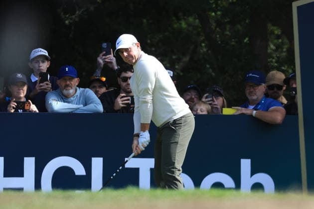 RECORD DATE NOT STATED 20th September 2026; Wentworth Golf Club, Virginia Water, Surrey, England; DP World Tour Golf, BMW PGA, Golf Herren Championship, Final Day; Rory McIlroy of Northern Ireland prepares for his drive on the 6th hole JeremyxGowers-Cromie